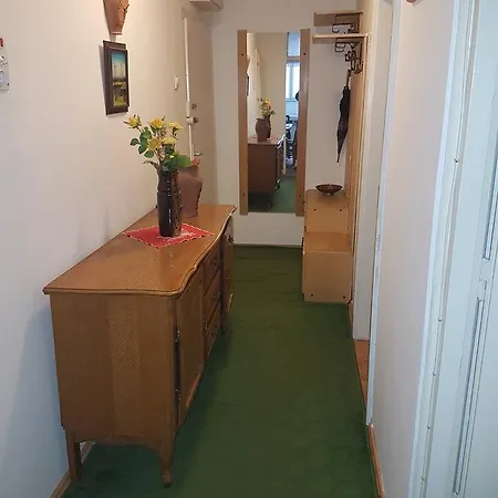 One Bedroom דירה סקופיה